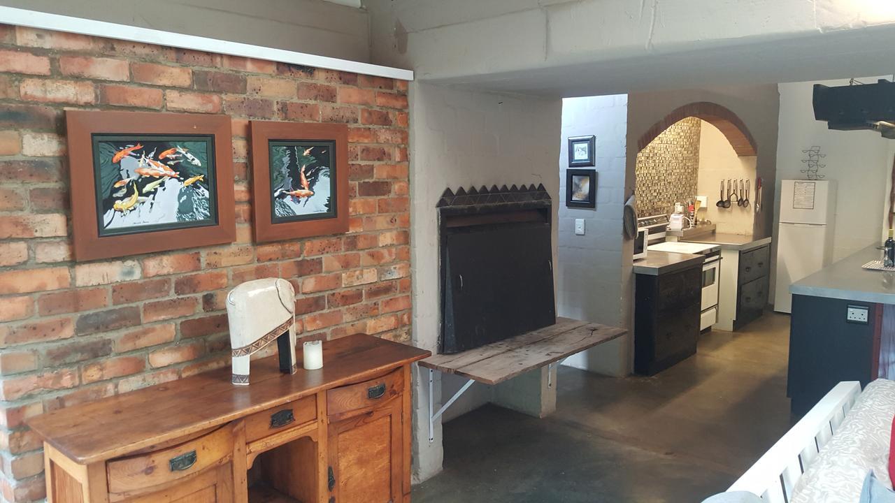 Hornbill House Self Catering Accommodation Hermanus Exterior photo