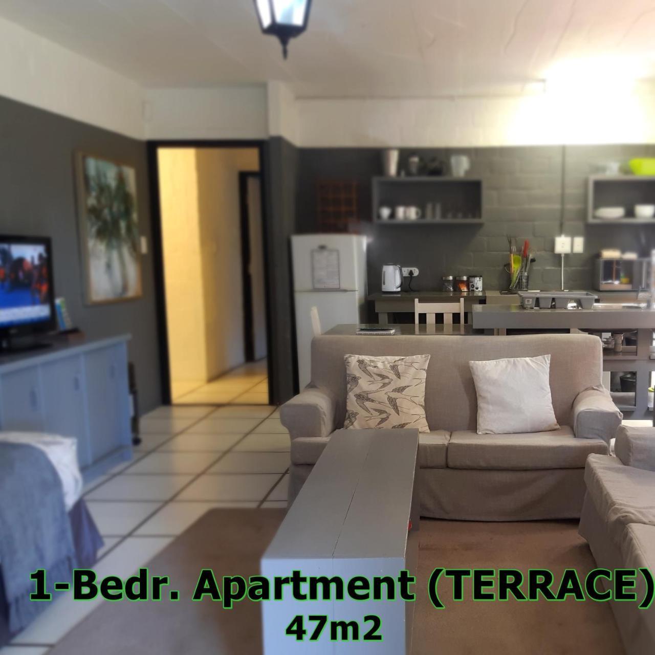 Hornbill House Self Catering Accommodation Hermanus Exterior photo