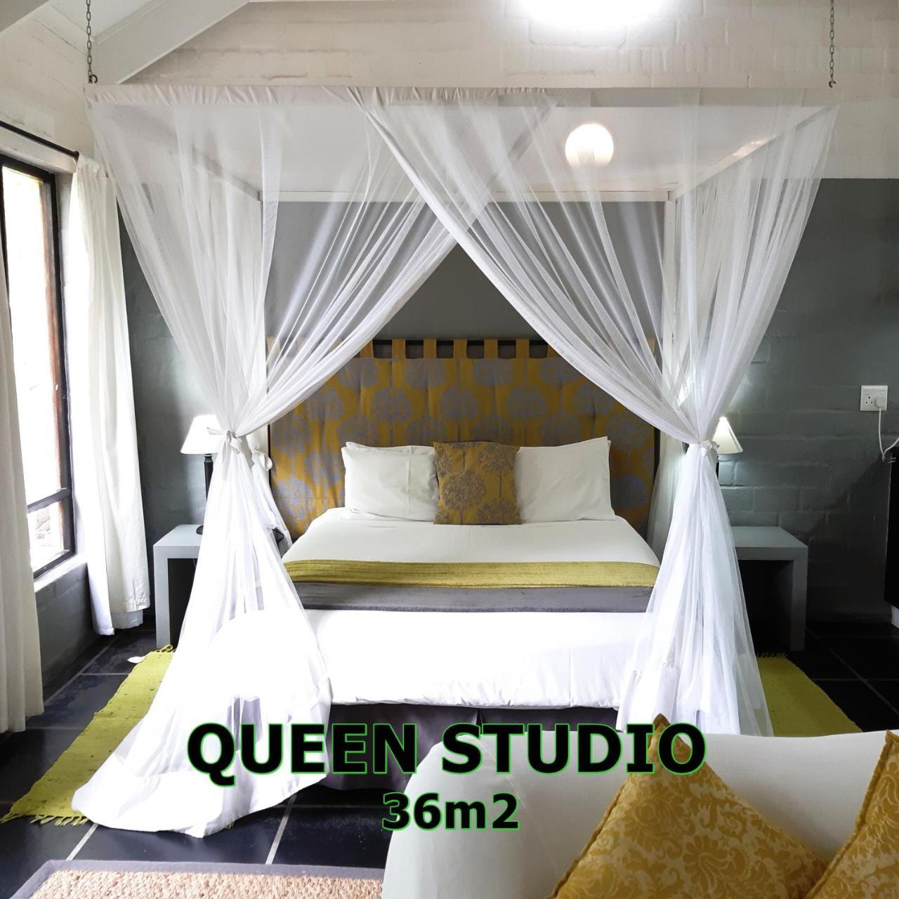 Hornbill House Self Catering Accommodation Hermanus Exterior photo